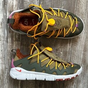 Nike Free Run Crater Trail  Sneakers